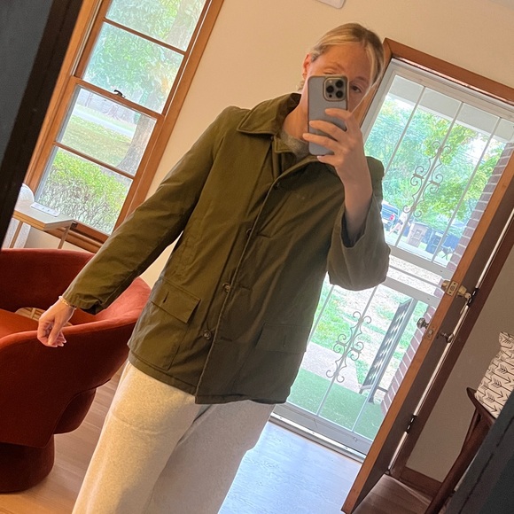 Barn Jacket from Banana Republic in Olive Green Small - Picture 7 of 8